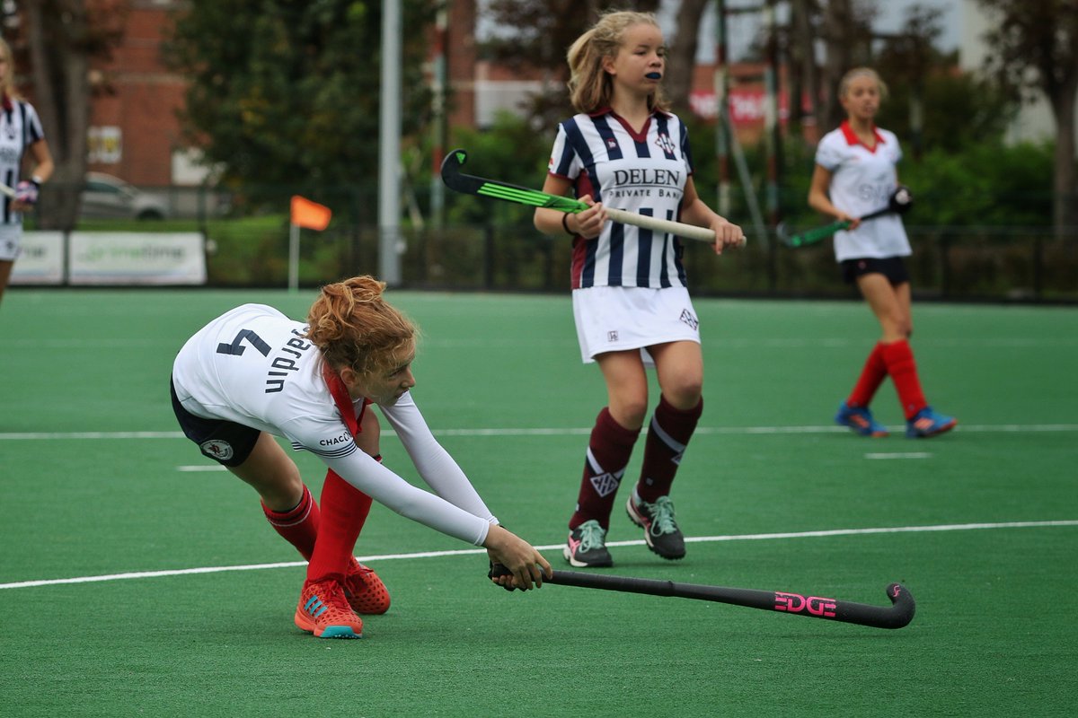 yd_dujardin's tweet photo. game day tomorrow @KHCLeuven let's go again for the 3 points... thnx @davidvdwegen and @EDGEhockeyNL https://t.co/8onkN2LmH0