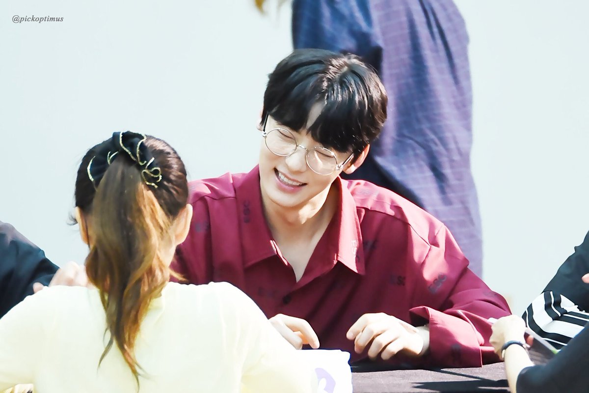 _dear_119's tweet photo. 세..로.......세....로....사진이 시급해........ https://t.co/0KiyCnzlXo
