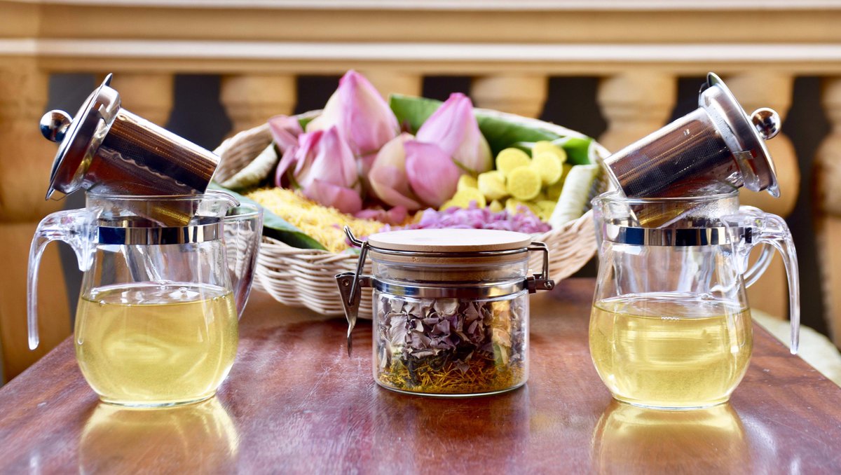 DiviniTea_Lotus's tweet image. #DiviniTea is a relaxing brevage that, thanks to its #antioxydants and anti-inflammatories, offers exceptional #health properties.