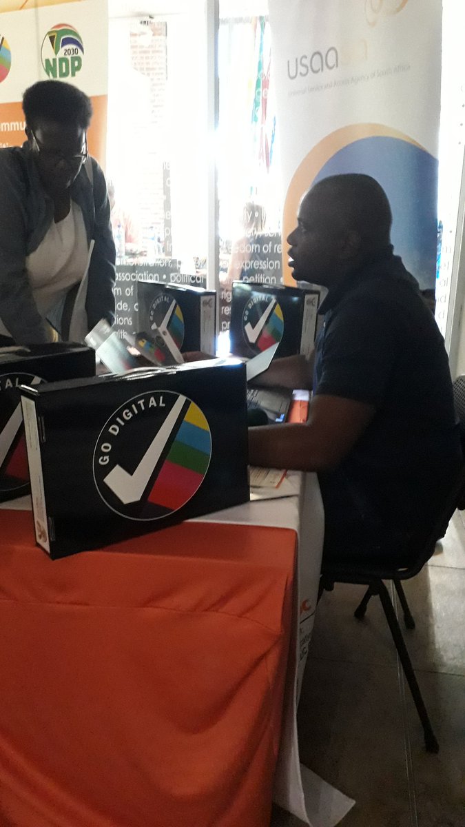 GovernmentZA's tweet photo. Doc official explaining the process of #DigitalMigration #GCISOpenDay https://t.co/lbeR1hmras