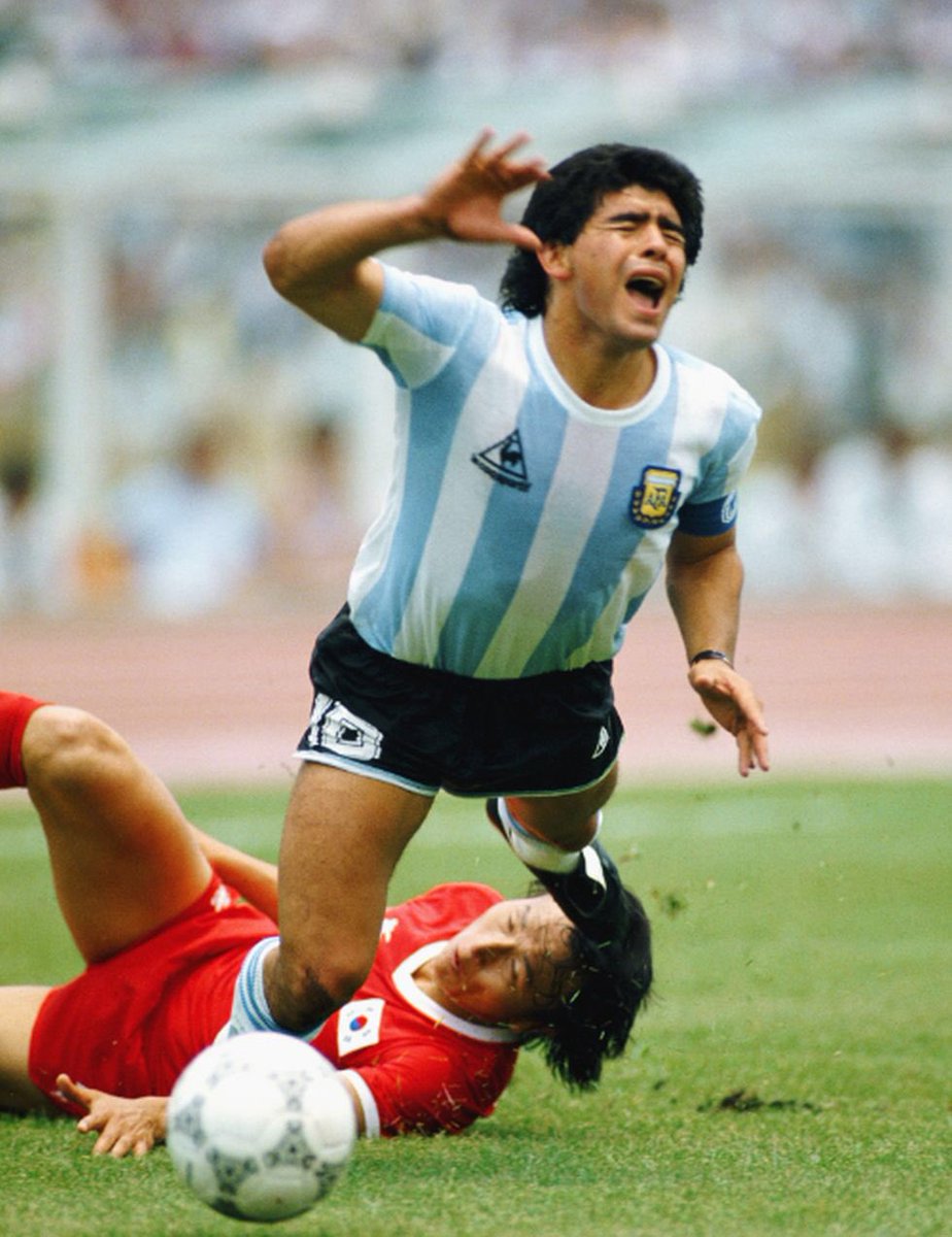 AFA1893MESSI's tweet photo. أكثر من قام بمراوغات ناجحة في كأس العالم منذ 1966: 

🇦🇷 مارادونا 105
��🇷 ميسي 87 
🇧🇷 جارزينيو 78 
🇦🇷 كيمبس 61
🇳🇱 روبين 56 https://t.co/LaWAY7OsVj