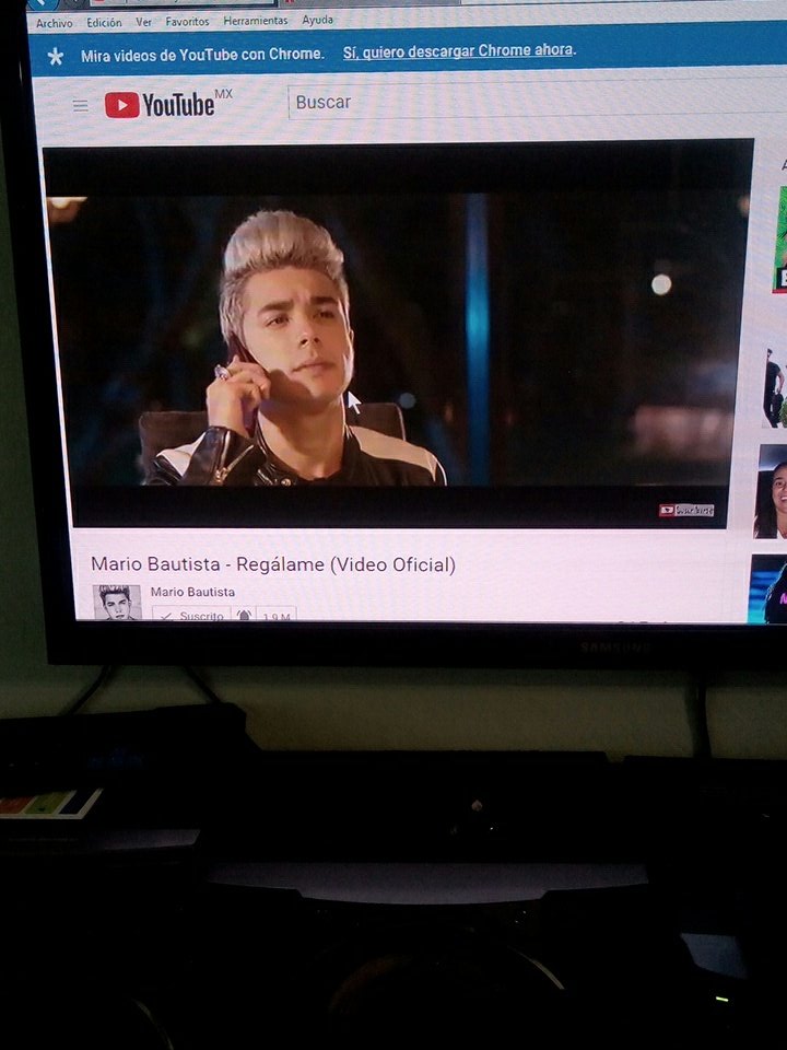 vimicaro's tweet photo. #Regalame  todo un éxito @mariobautista_ https://t.co/k9KH44F62s