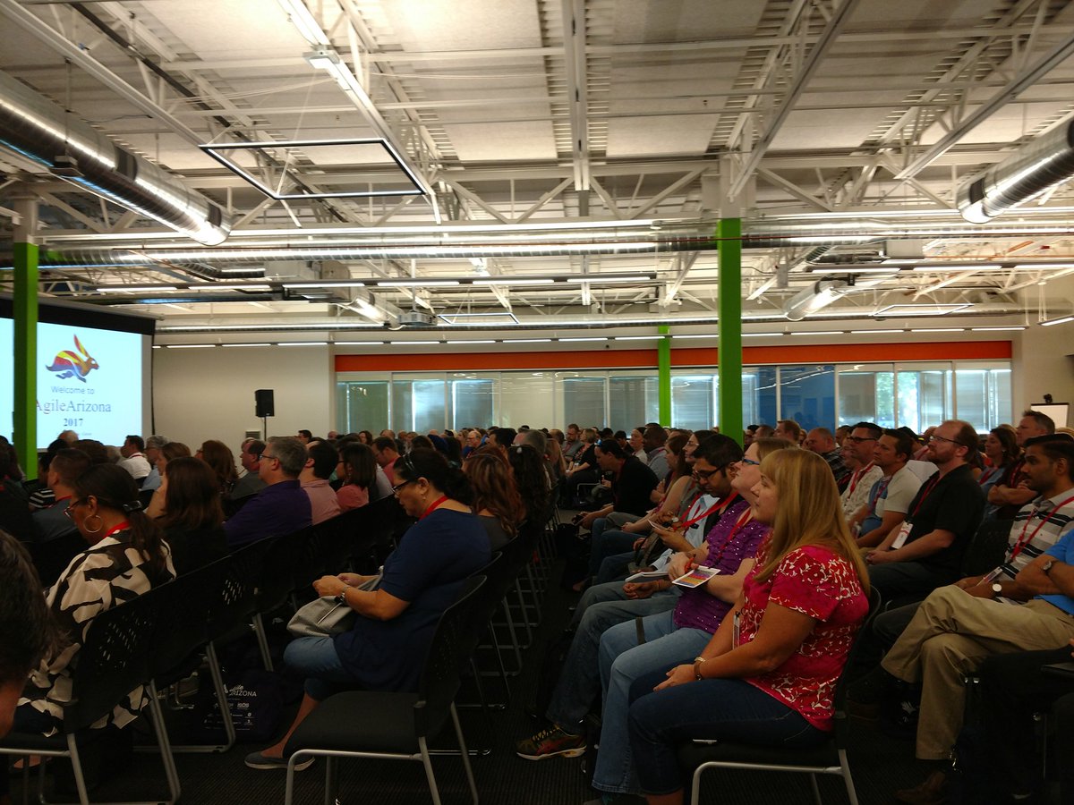 drigin's tweet image. Full house at #AgileAz today!! #intraedge #agileninjas @perryreinert kicking it off