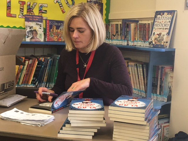 StripesBooks's tweet photo. Happy #FridayThe13th we've been celebrating with some fangtastic #WorldsWorstVampire school events with @acwilsonwriter & @mrbsemporium https://t.co/WuazenOLtY