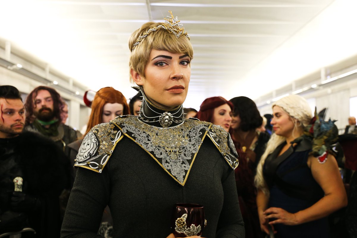 HBO's tweet photo. Put simply, #HBO fans are the best. #NYCC https://t.co/DSm77ybvse