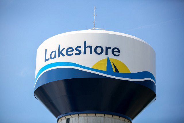 Construction Still Strong In Lakeshore bit.ly/2yjcxFw #YQG https://t.co/ffyA0YwjgX