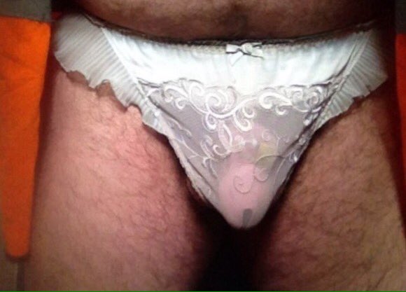 Mistress_Symone's tweet photo. Nvm don’t shave. No one wants to look at you anyway. I would never come near your 🍆It has to at least look like the emoji before I do #domme https://t.co/KuHLrl4qkZ