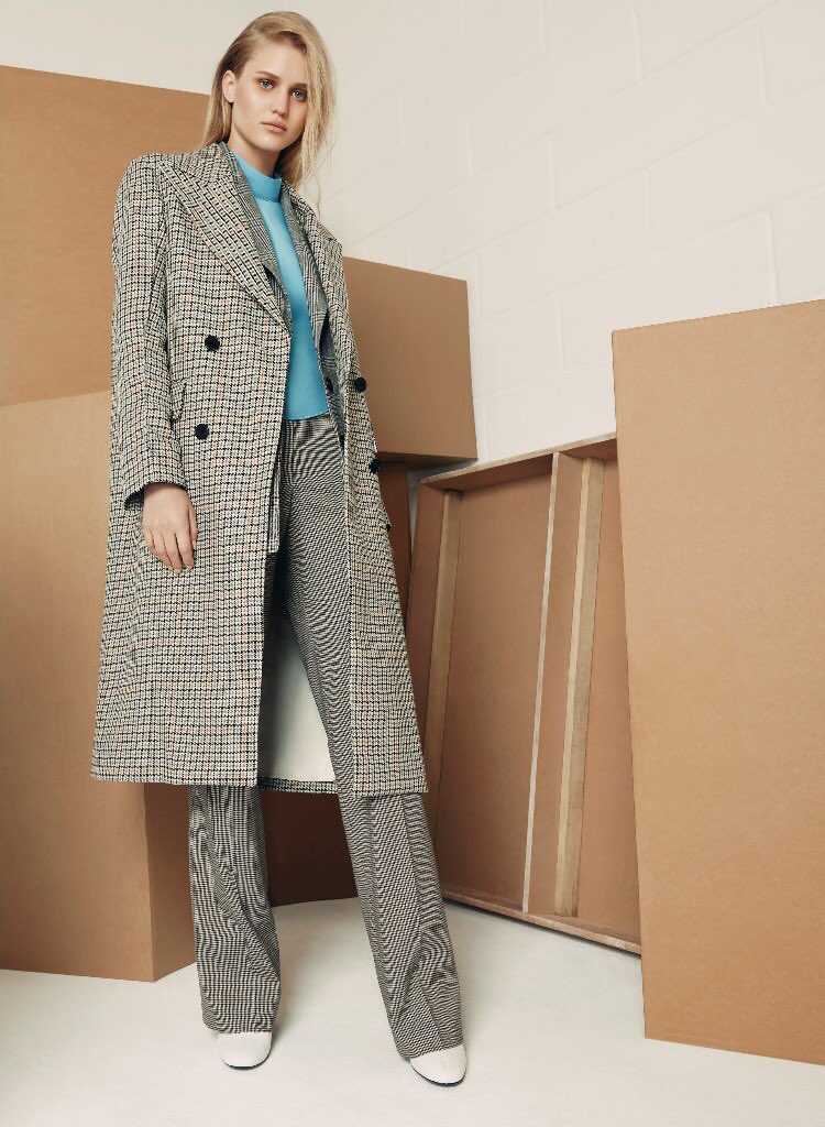 MANDPMODELS's tweet photo. Our stunning #KateO for @Fabulousmag #MandP #Editorial #FabulousMag #FridayFaces #NewFace #Image 💕⚡️👑 https://t.co/afI4YZS3W8