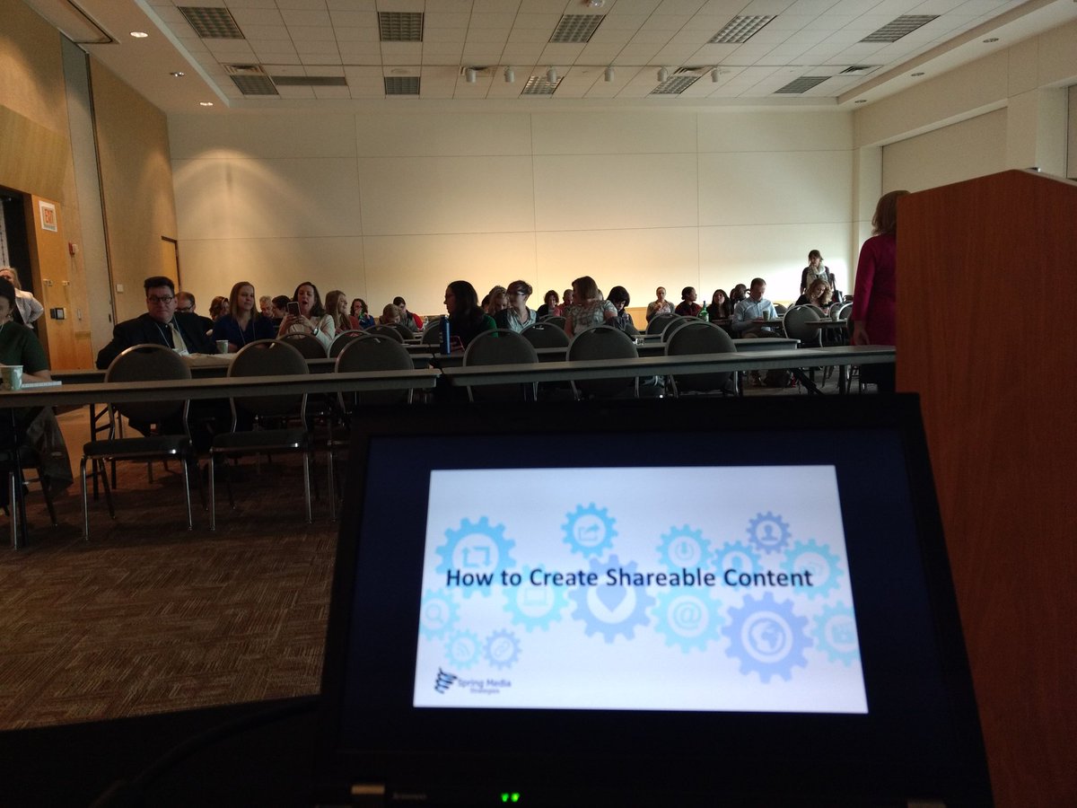 mnrebs's tweet photo. Giving away secrets on how to create shareable content at #MCNAC17! https://t.co/95KsyRb4aU