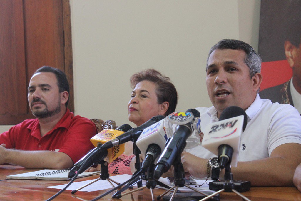 FuerteRegional's tweet photo. #TachiraGanaConVielma Maquinaria electoral del PSUV y Gran Polo Patriótico activados para el 15 de octubre https://t.co/Mj08hyX4DC