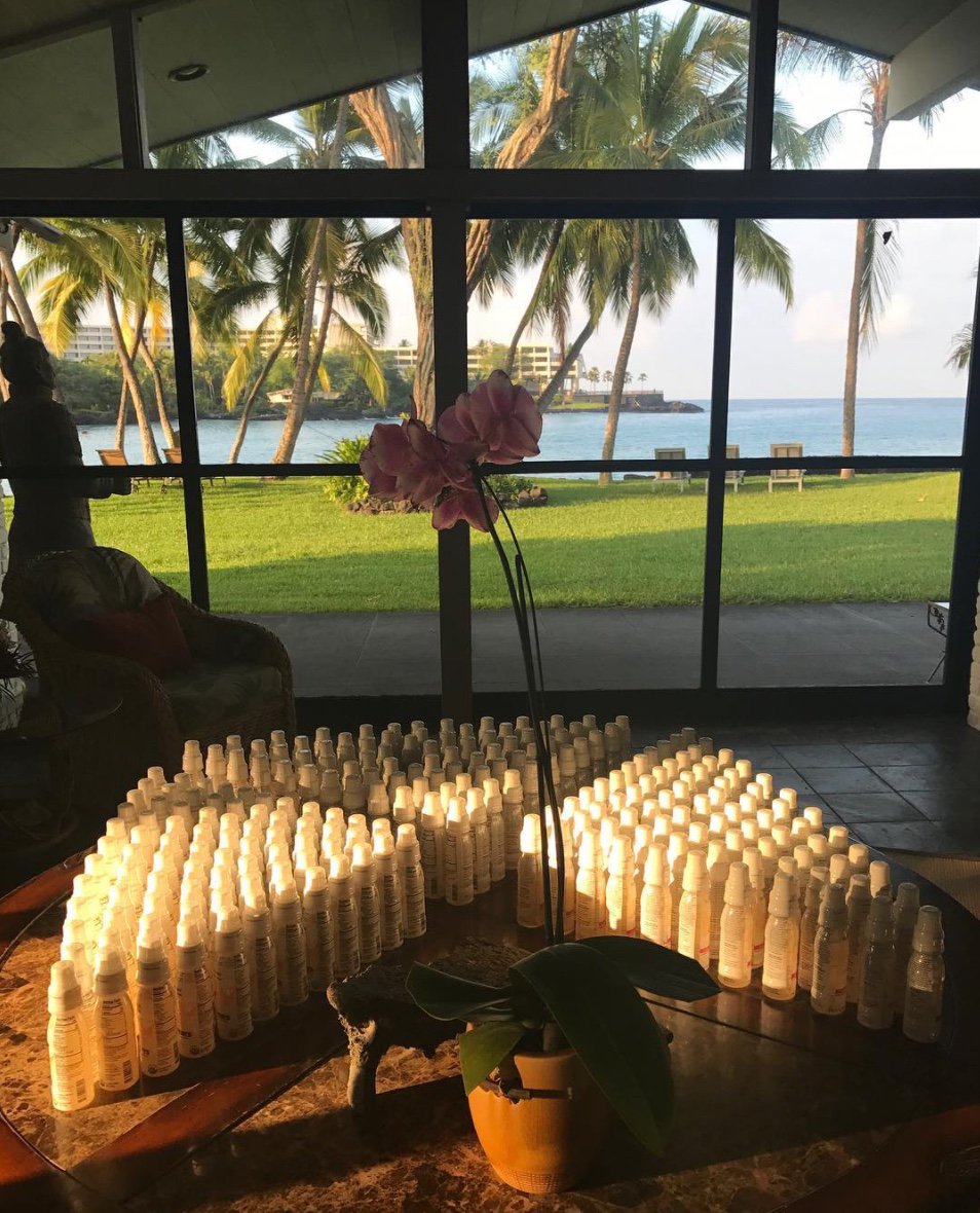 unitnutritionco's tweet photo. Rise n' shine ☀️. T-1 day until the IRONMAN World Championship!

#IMKona #IMkona2017 #UnitNutrition #UnitRinse https://t.co/mhvUFIo89C