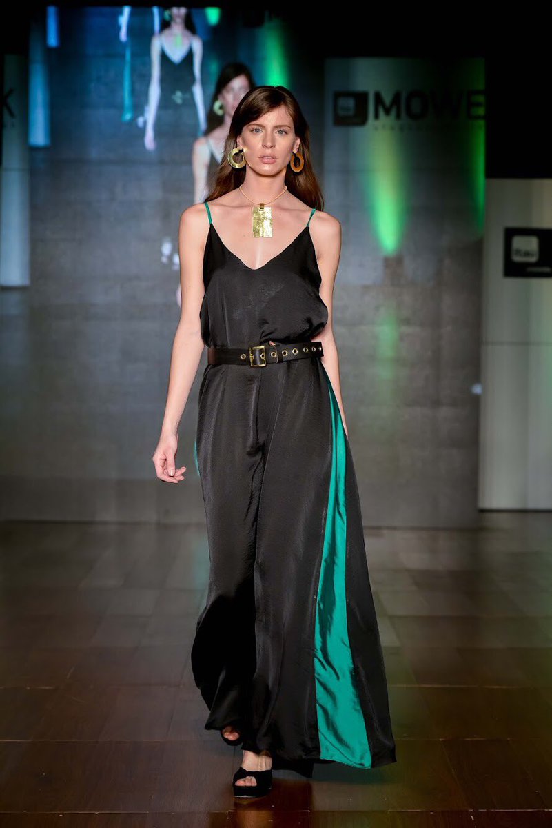 Mo_Week's tweet photo. 👏Desfile de @MIEM_Uruguay #PasarelaMoweek Estudio Null, @Ines_Ott y @mandingauruguay Mirá todas las fotos aquí: https://t.co/sr0auDSBRX https://t.co/UBd1b1Y1T8