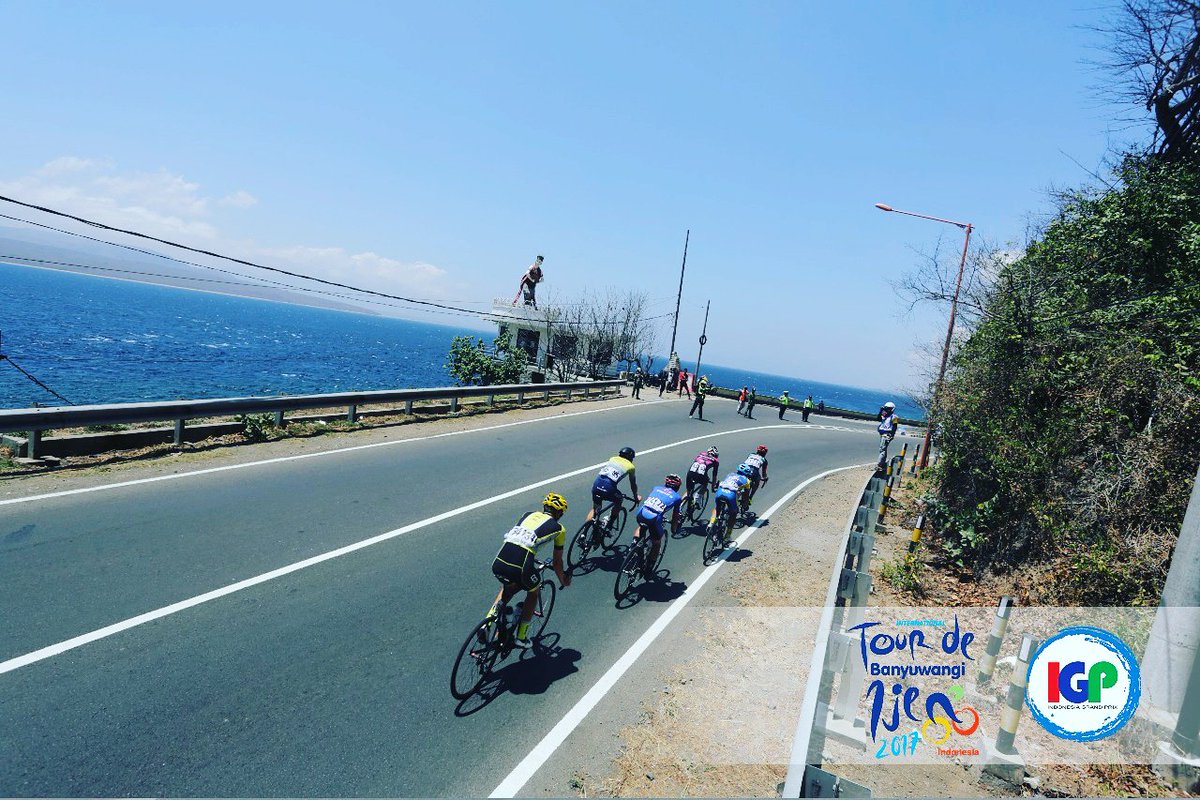 JuniorIGP1's tweet photo. #pesonaitdbi2017
#wonderfulindonesia
#pesonaindonesia
#cycling
#wellorganized
#indonesiagrandprix
#igpofficial
#juniorigp1 https://t.co/XwBFBznqcq