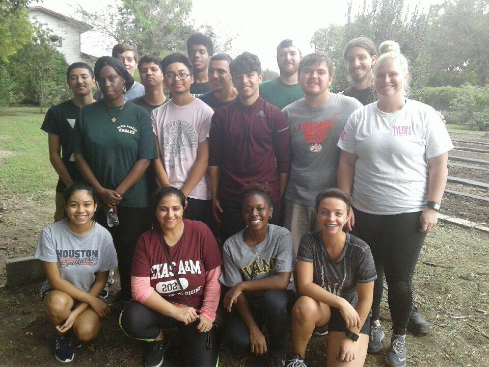WILLiam19746100's tweet photo. SIS Senior Capstone Habitat for humanity community garden project Spartans! Making a difference in the community! 
@SISMagnet @levinson333 https://t.co/8IY20ONJWJ