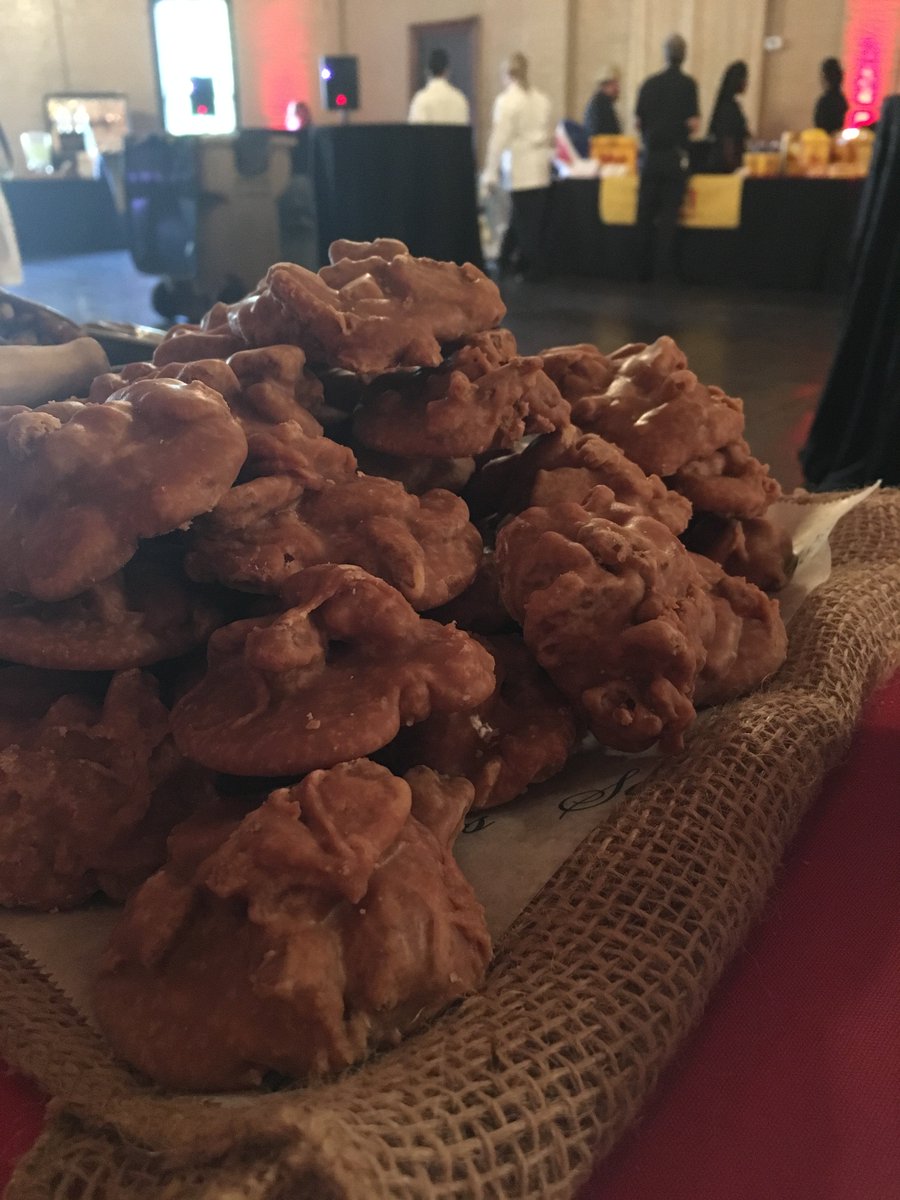 savcandy's tweet photo. Did you catch us at #DineSouth last night?! Thank you to @south_mag for throwing such a fabulous event last night! https://t.co/6RJqoB2nv7