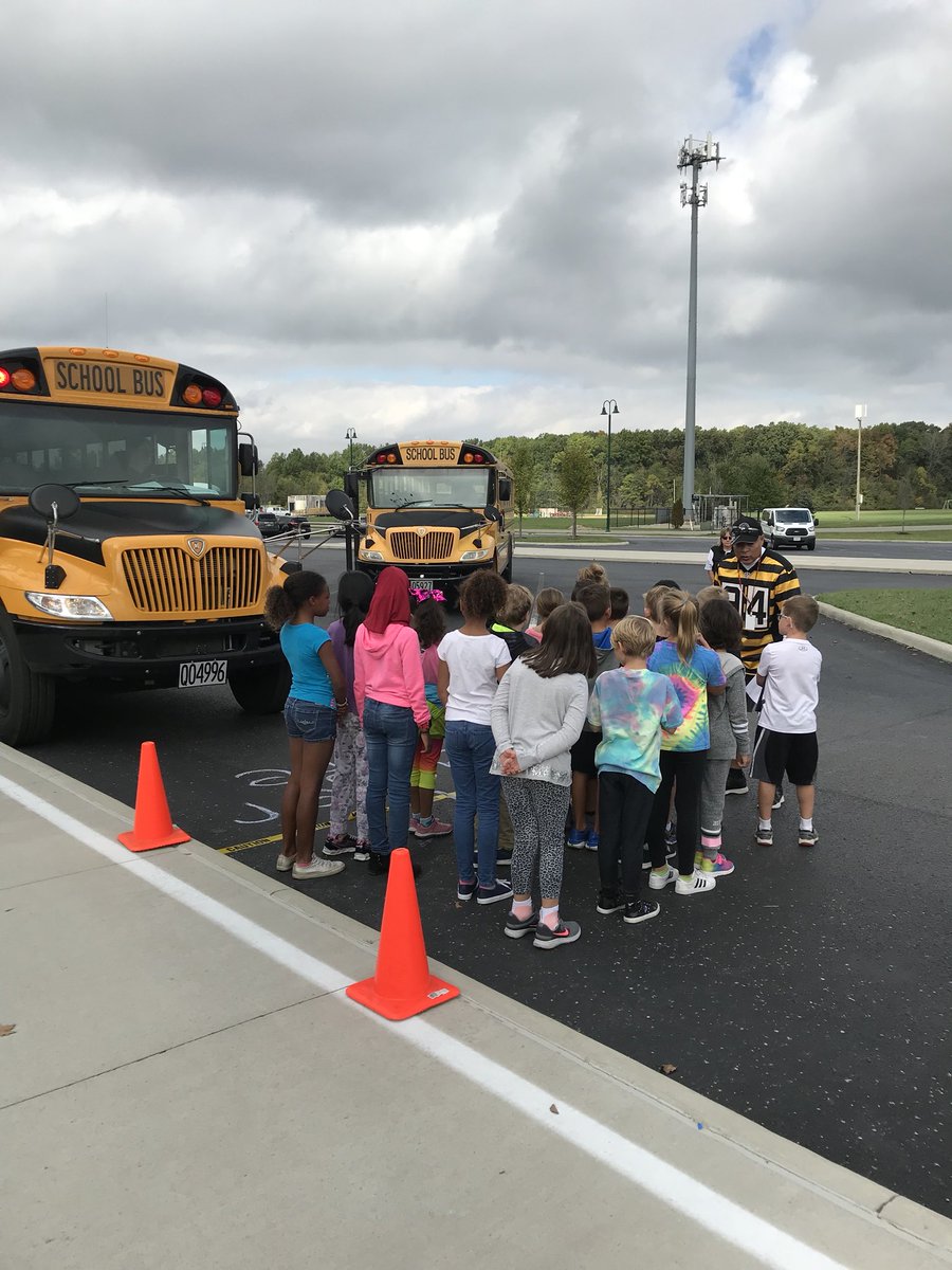 mrssarahcrum's tweet photo. "Be Safe" on our buses #thanksdrivers #learningtofly https://t.co/0ncdAY9ugP
