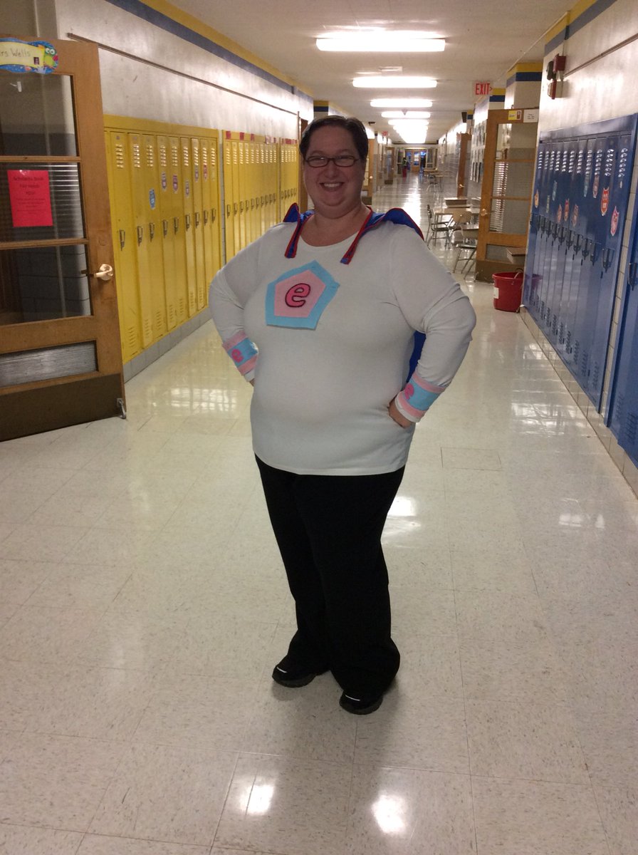 MrsVWells1's tweet photo. More Super E fun on super hero day! #GoGrewenow https://t.co/TVvBZfUeJc