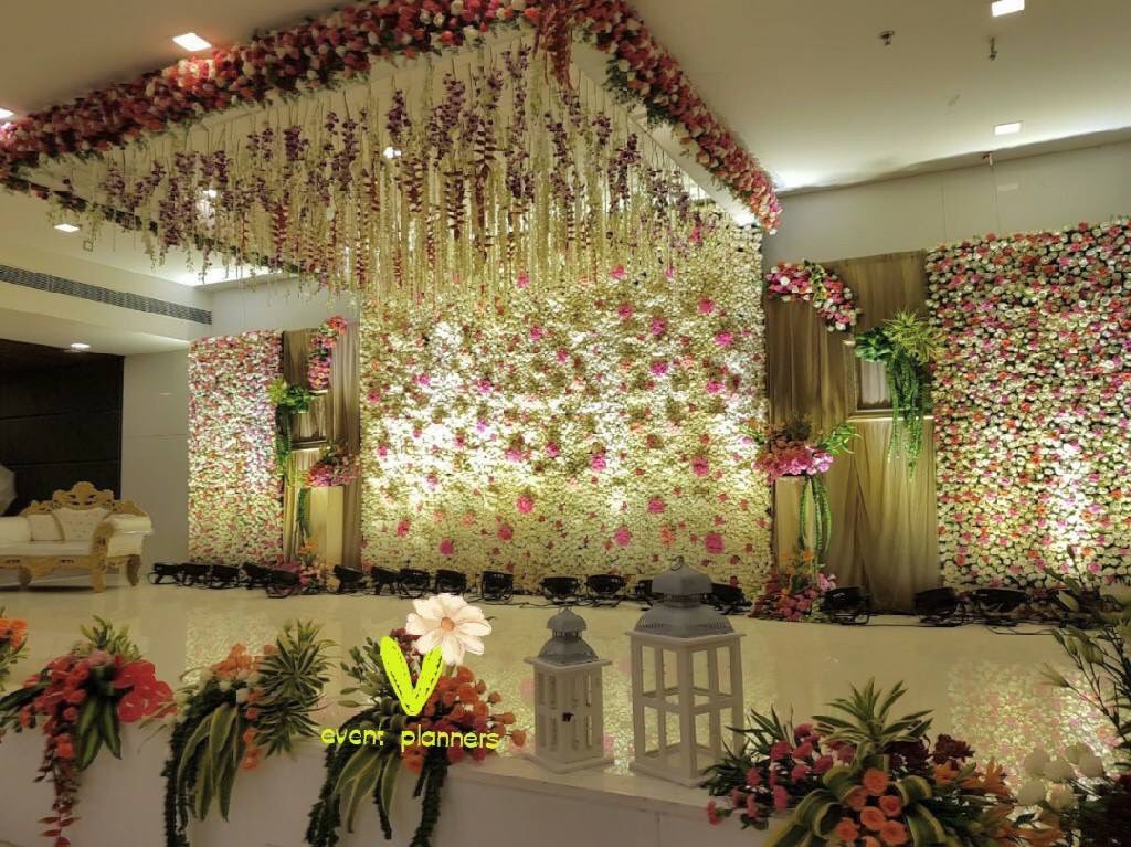 VEventPlanners's tweet photo. Decor for #Engagement
#VEventPlanners #vphotography #decoration #V #event #planners #vijayawada #amaravathi #AndhraPradesh https://t.co/skQA9oyRBY