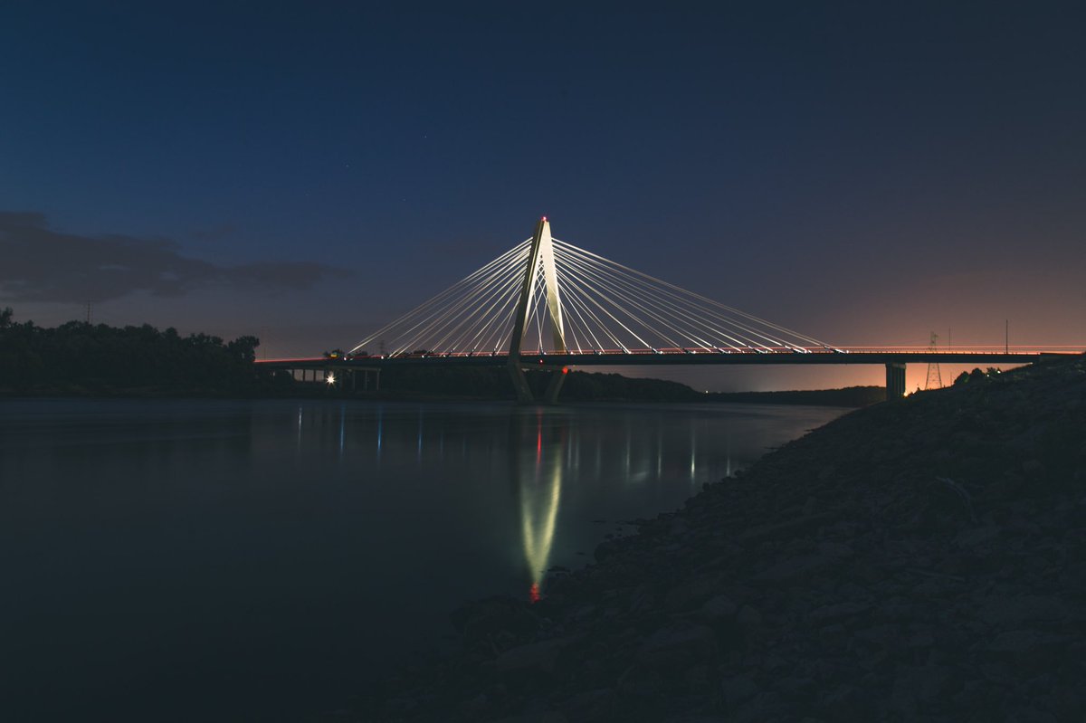 cbechard_'s tweet photo. Why do I love KC? Because it’s one of the most photogenic cities in this country. #KC5stars https://t.co/h2RU4aEr8h