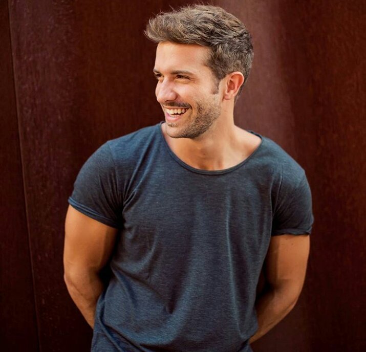 #Prometo

<a href="/pabloalboran/">Pablo Alborán</a>
