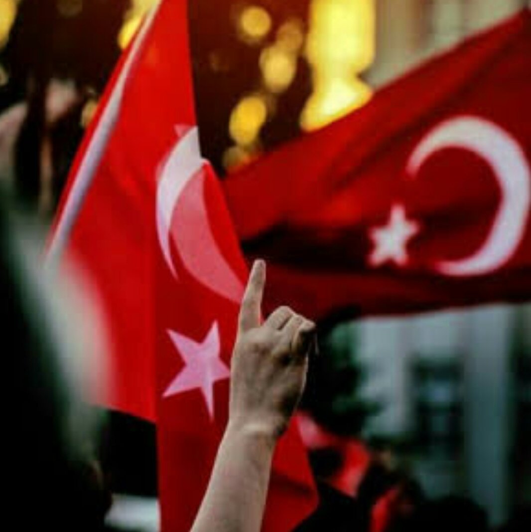 terzihanim's tweet photo. #Mehmetçikİdlibde ALLAH yar ve yardımcınız olsun tüm dualar koç yiğitlere☝ https://t.co/gW68MfQH4A