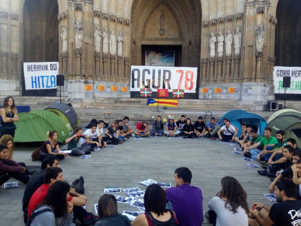 halabedi's tweet photo. Balance represivo de “#Agur78” por parte de la Policía Municipal: retenciones, identificaciones y Ley Mordaza https://t.co/MSX8HIHJnB https://t.co/pY5uigCNXA