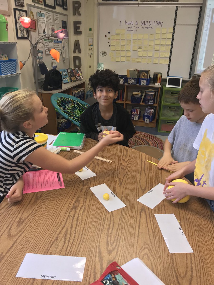 ms_cotter6th's tweet photo. Exploring the relative size of planets using play doh! #spaceforthinking https://t.co/17GNHAJaLc