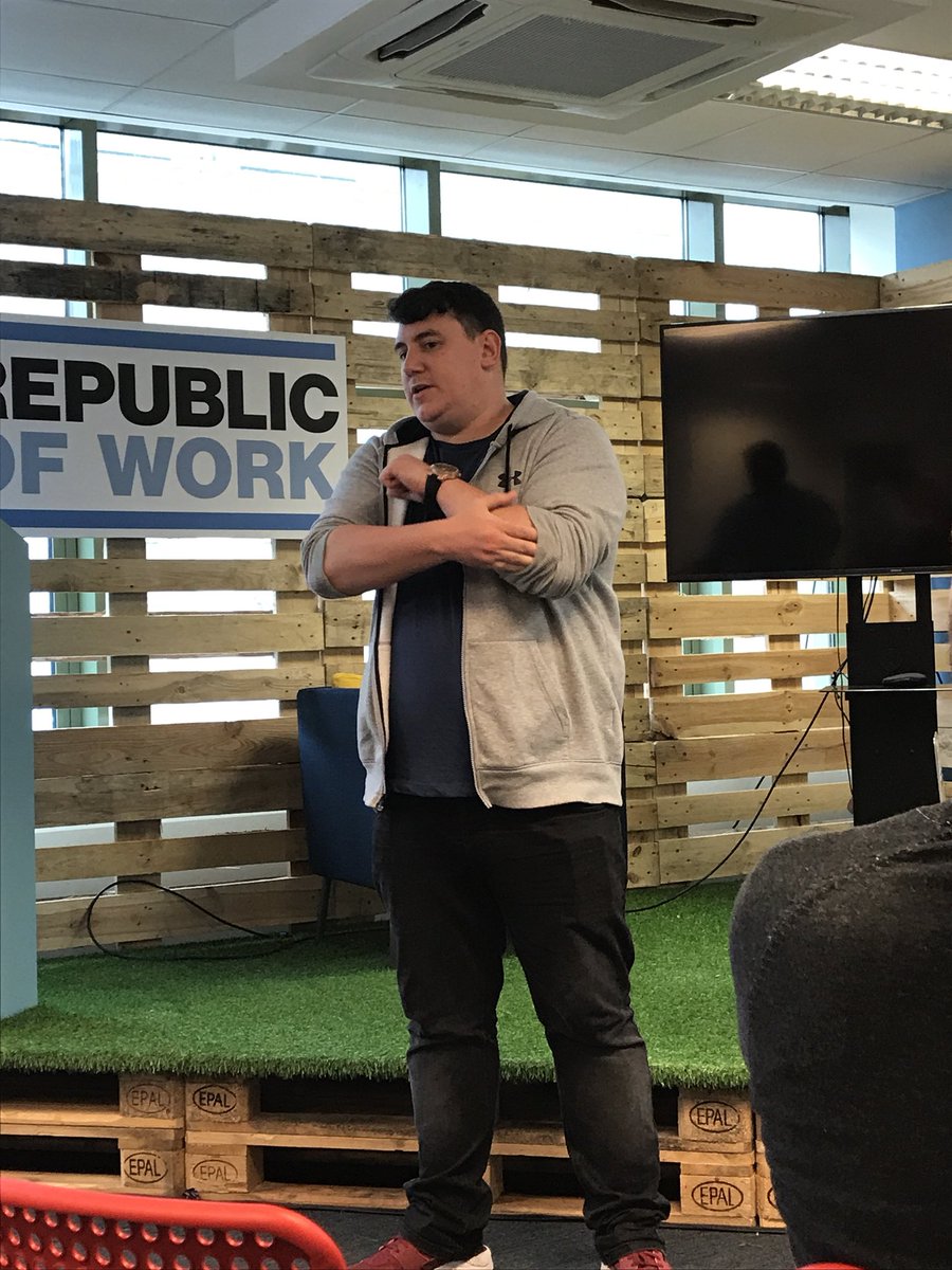 CorkFoundation's tweet photo. Thanks to @iamJasonWoodard from @HuckleberryIre for speaking @ our #HackForGood2 event. It was so interesting and informative. #Give4Cork https://t.co/5z46cCchBv
