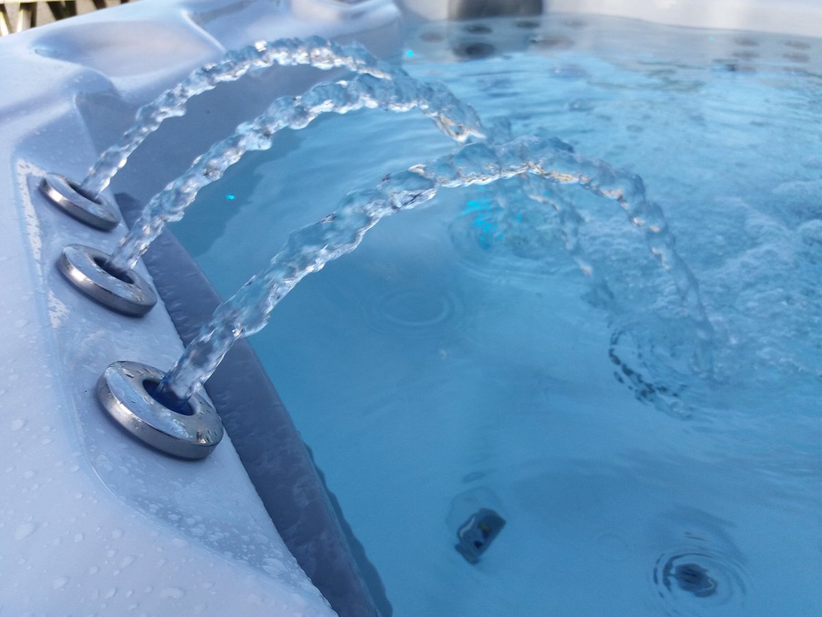 A perfect Autumn day at #hottubbarnAshford