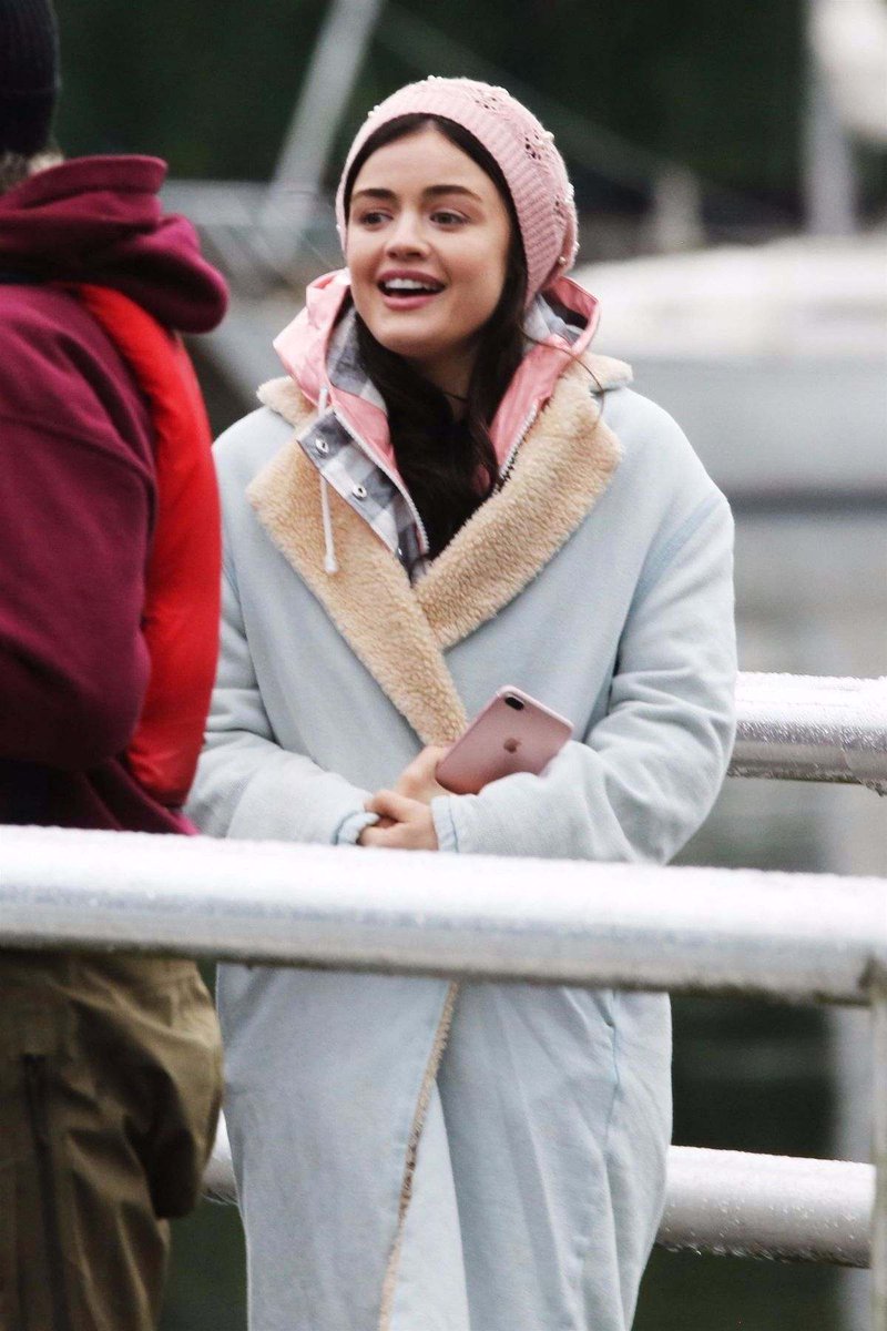 CastleofNews's tweet photo. Lucy Hale rodando su nueva serie Life Sentence - https://t.co/OWdtIGEEeA #LucyHale #PrettyLittleLiars #PLL #PLLspinoff #LifeSentence https://t.co/b5EZpd4mRq