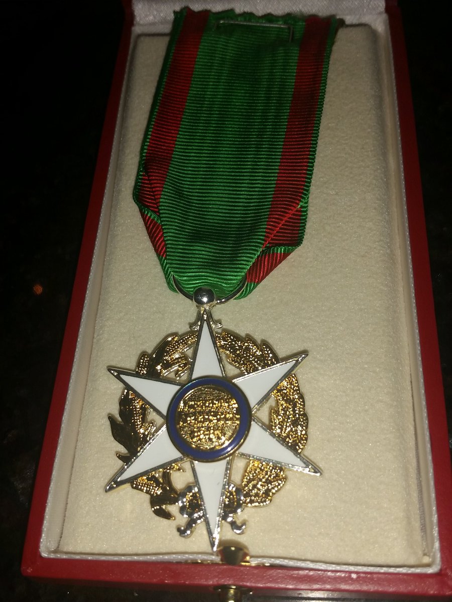 PierreliasPerso's tweet photo. https://t.co/7q2CJZifMZ
Chevalier mérite Agricole Romain Bapst. MP T. Mariani, HE C. Penot, HE C. Lecourtier, Consul N. Crozier, J. Edwards https://t.co/TKO5UKaRkw