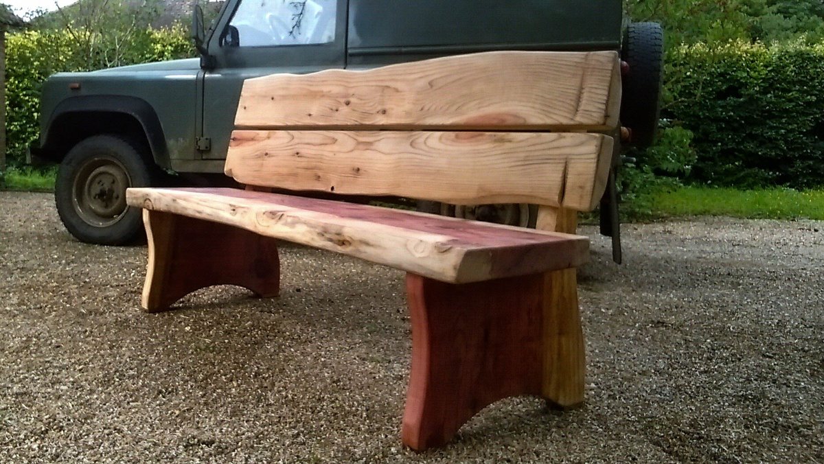 WaterhallJoin's tweet photo. Bespoke seating creating a feature for your  #garden #bench #design  https://t.co/SKenkSTvAQ https://t.co/m7UKYLAUUw