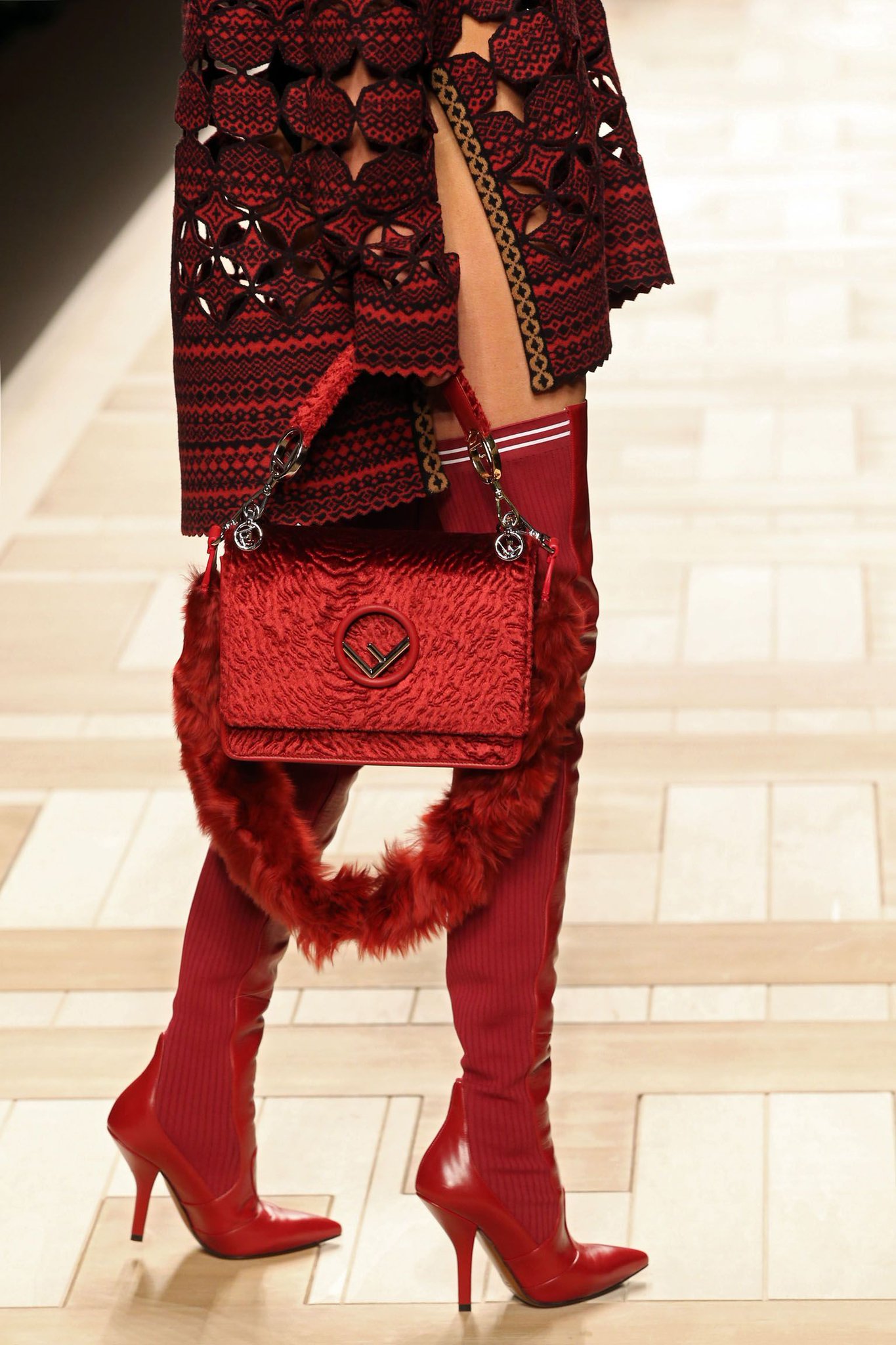 送料関税込☆FENDI FFロゴ X-tote エックストートバッグ☆超人気 フェンディ - Search / X