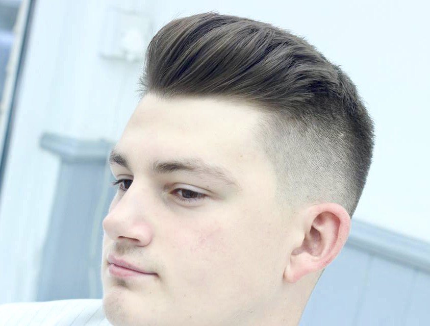 reefbarbers's tweet photo. #FridayFeeling Open 9am - 7pm Today @reefbarbers #holmfirth #holmfirthbarber Haircut by Reef & Styled with #reefbarbers #groomingclay #hair https://t.co/STtciaqf6m