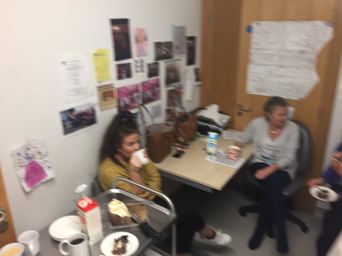 chaparooney's tweet photo. Im working in the Wexford MH services 2day & they are celebrating a staff members birthday @HSEvalues #acknowledgingothers #weareourvalues https://t.co/pxhTDVoAMo