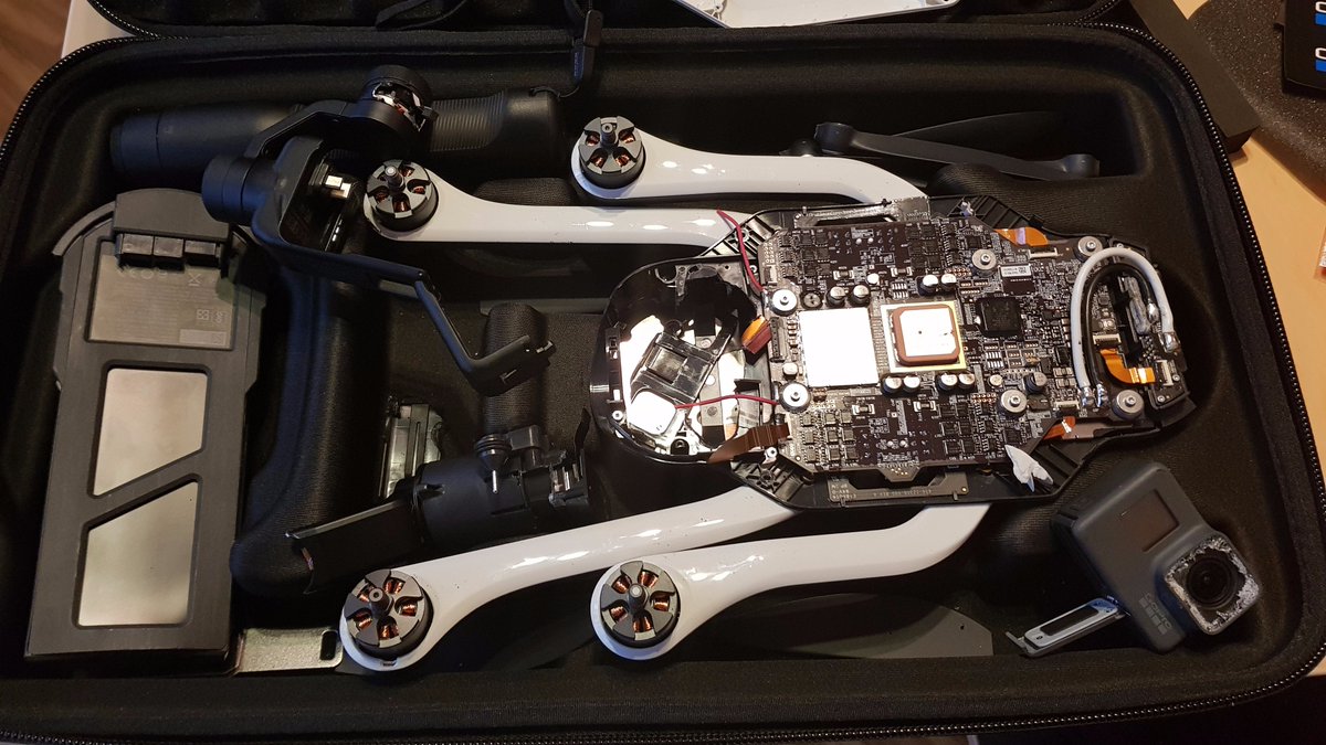 Paul_da_Silva's tweet photo. Hey @GoPro, any way you can answer my 20 days old ticket about a my Karma drone stopping mid-flight, on its first flight, without reason? https://t.co/a53K2hwEER