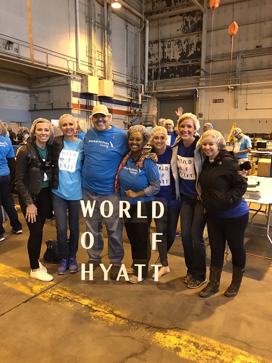 WhitKel's tweet photo. Proud of Hyatt &amp; the #AATeam for teaming up yesterday! Together, we packed over 53k meals for victims of Hurricane Maria. #WorldOfHyatt https://t.co/ElVgKna3LF