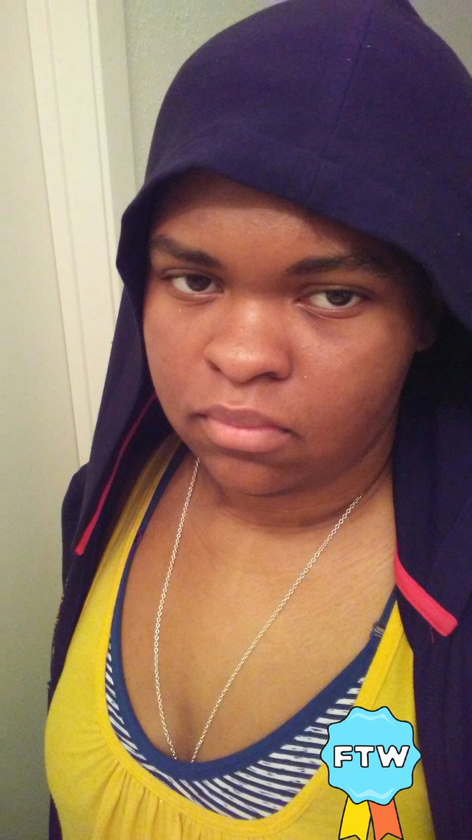 JailaTheDandere's tweet photo. So this is my resting face and now I understand why people think I am displeased all the time #restingb****face https://t.co/TqJLBxlOE1