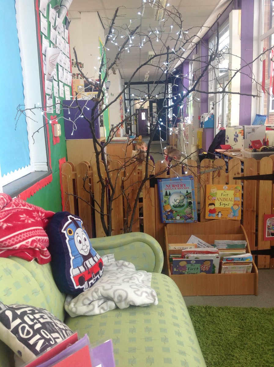 HGPSnthumberlnd's tweet image. Just some of our fantastic new areas to sit and just enjoy a book. @WorldBookDayUK @reading_matters @BlythCommunity