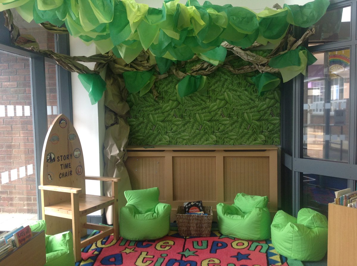 HGPSnthumberlnd's tweet image. Just some of our fantastic new areas to sit and just enjoy a book. @WorldBookDayUK @reading_matters @BlythCommunity