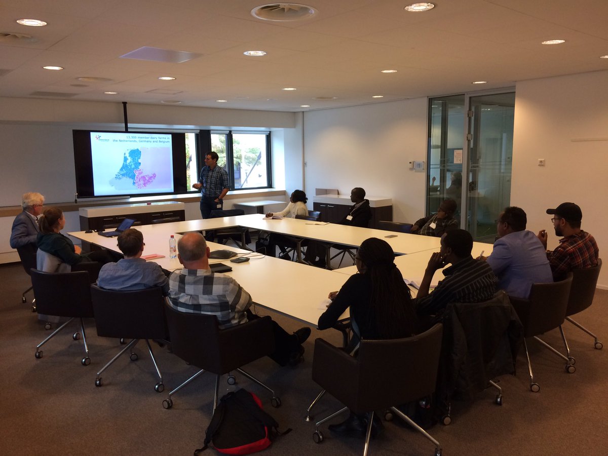 Presentation &amp; open discussion on FC youth council @ Amersfoort <a href="/FrieslndCampina/">FrieslandCampina</a> @krisposthumus <a href="/JoanvanOorschot/">Joan van Oorschot</a> <a href="/Agriterra/">Agriterra</a> #youth #leaders