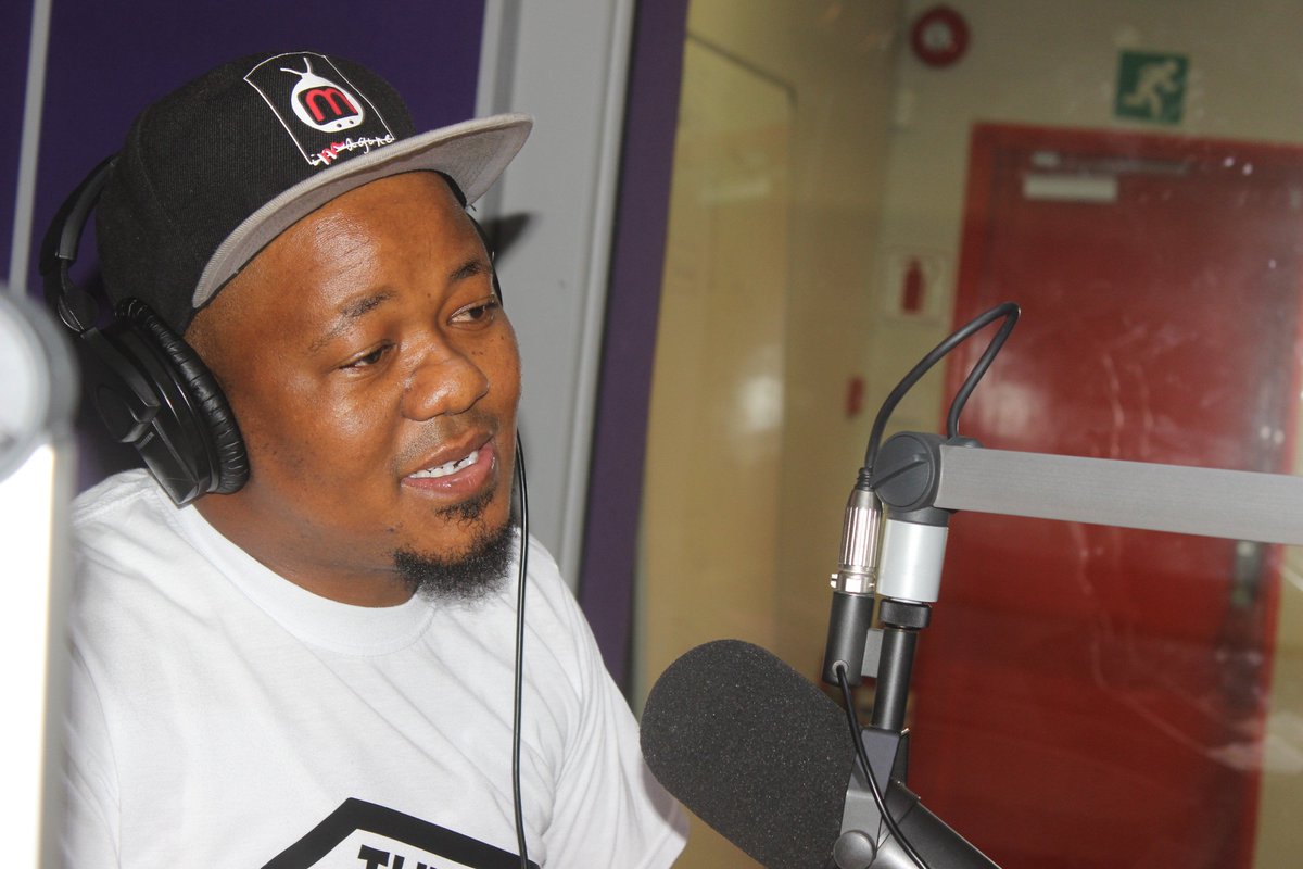 ModdMediaBW's tweet photo. #ThePMDrive on @Gabz_FM with @TBDSelelo &amp; @MODbw and @mojakimm with the Sports Update. https://t.co/XcH1pVLhPP