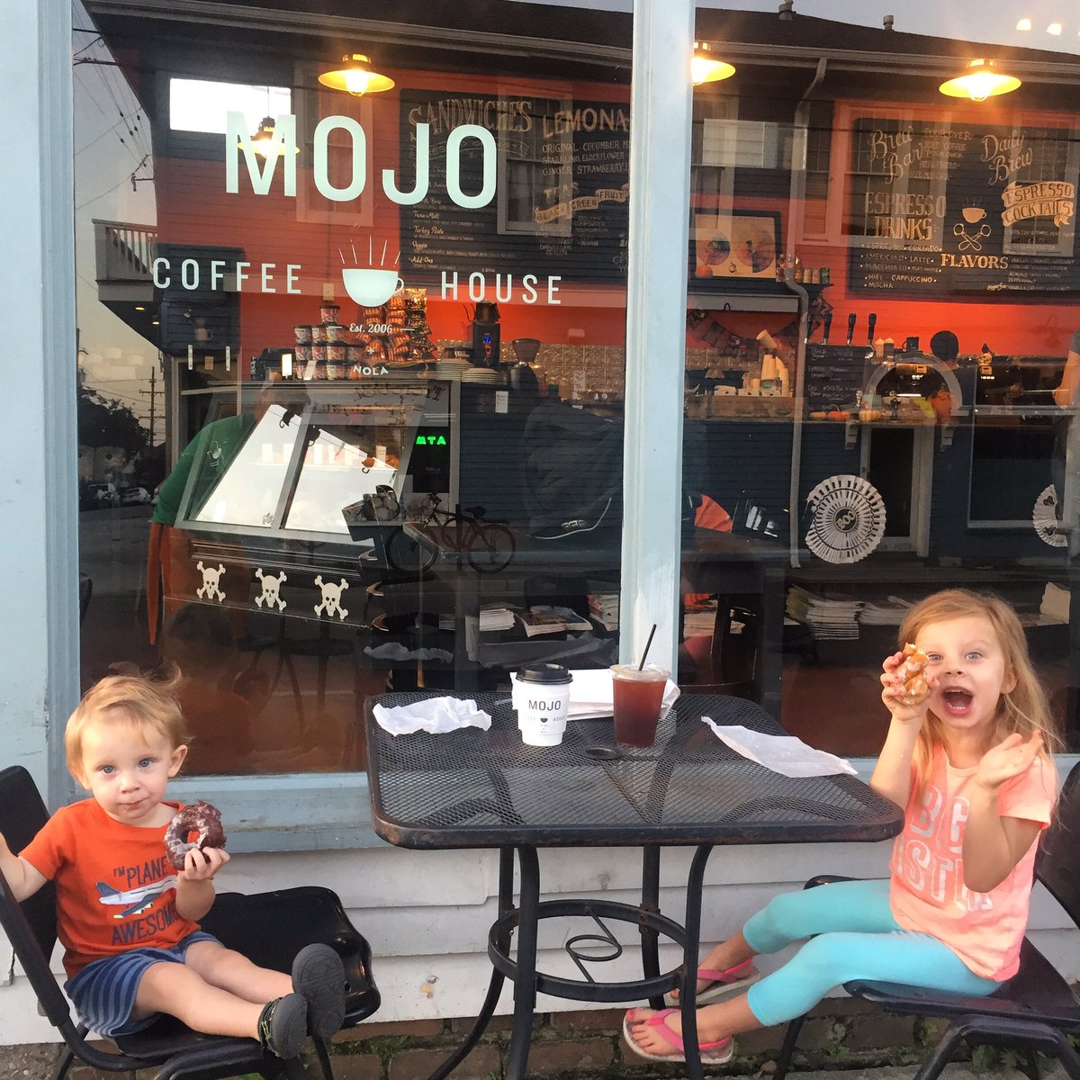 mattpbrick's tweet photo. It's a donuts &amp; espresso in your PJs kind of Friday. 

#CoffeeWasForTheParents  #CoffeeShop #FreretStreet #NOLA #theBrickFamily #urbanism https://t.co/xMn9psQt56