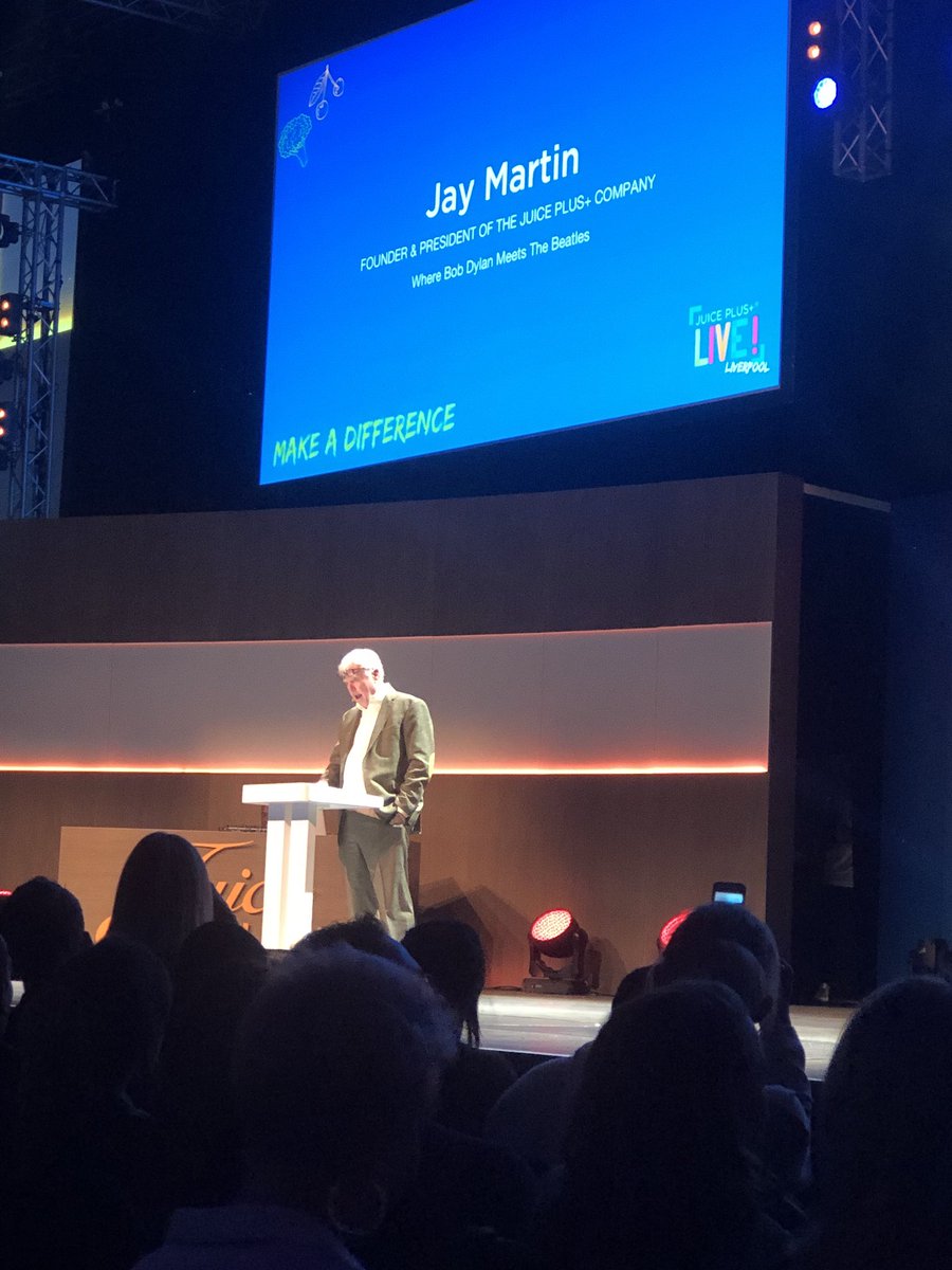 lrnbarns's tweet photo. Founder 👏🏽 #JPLIVE https://t.co/Dursa6W5iF