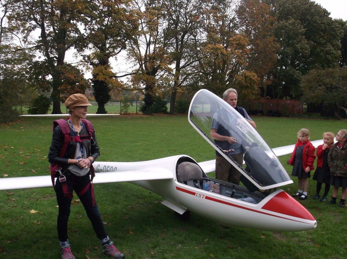 BarleySchool's tweet photo. The children had great fun looking and learning all about the glider this morning https://t.co/BTQf8KDlxA