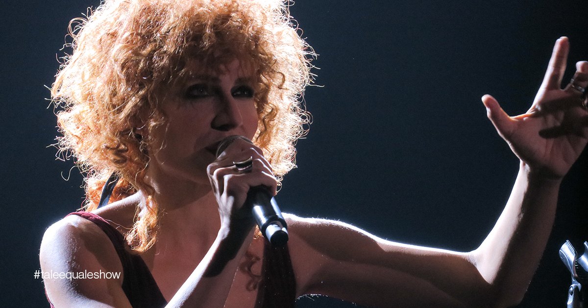 taleequaleshow's tweet photo. Ha una carriera d'artista unica e una chioma inconfondibile 🔝
Vi è piaciuta @ValeriaAltobell in versione @FiorellaMannoia?
#taleequaleshow https://t.co/I7sYAZIT4T