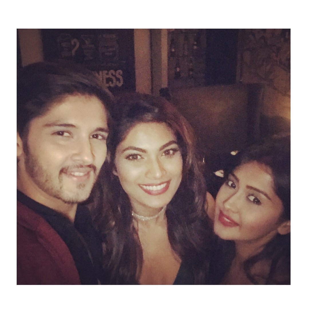 TellyTalkIndia's tweet photo. How many hearts for this selfie of #RohanMehra, #LopamudraRaut &amp; #KanchiSingh?! https://t.co/67ieY2qiuM