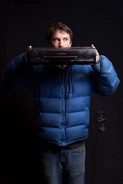 CLAIRE__Wales's tweet photo. 👋@VoiceoftheVale 
Plz RT and share the UKs only live music tour tonight, Ebbw Vale, where entry is FREE when you bring along e-waste 2 ♻️ https://t.co/eEglfBEker