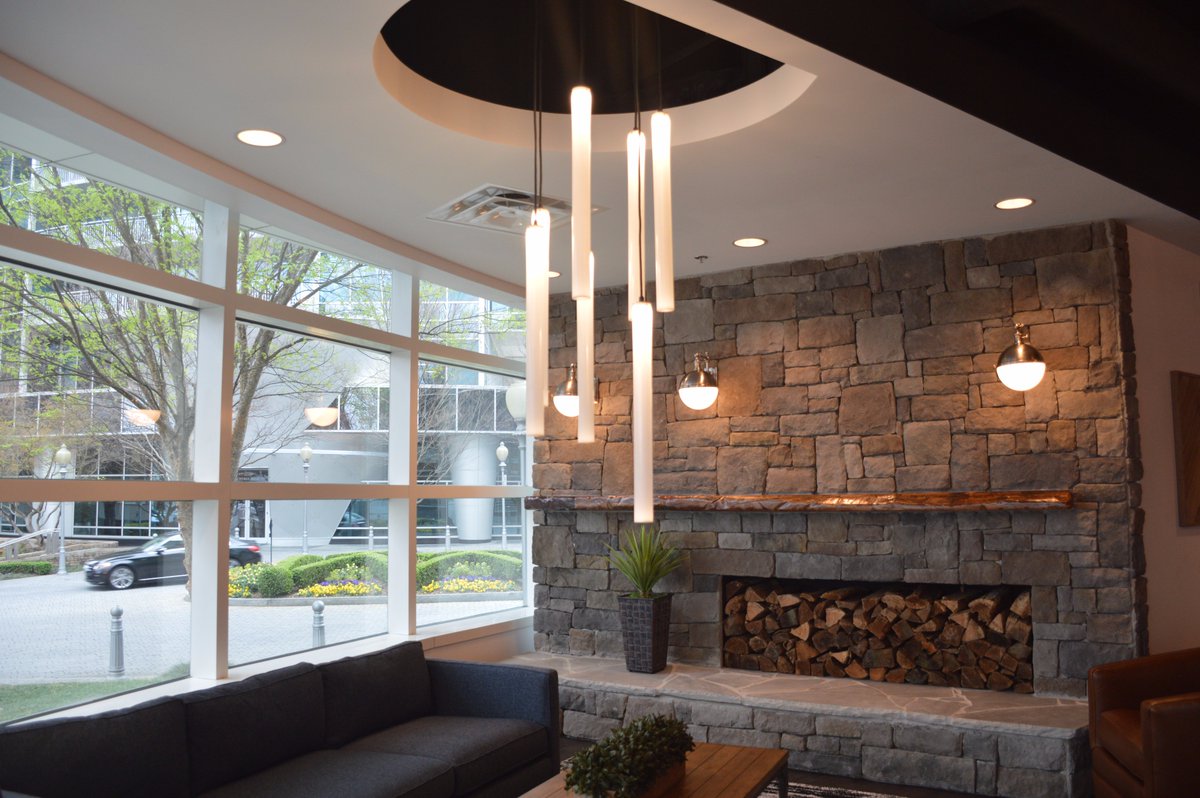 SoleraCorp's tweet photo. Our signature SRBP-O pendant cluster. 

Agent: Shelley Busby (Next Generation Lighting) 
Architect: Tony Kenney (Bradfield Richard Rhodes) https://t.co/HC8IR6ifBo