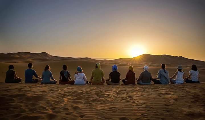hinda_space's tweet photo. هل تريد ان تستحق المزيد؟!
 وسِّع نطاق معتقداتك ومشاعرك حتى تستوعب تلك الزيادة .. ويتجلى ما تريد ✅ https://t.co/4mDW3NLJYo